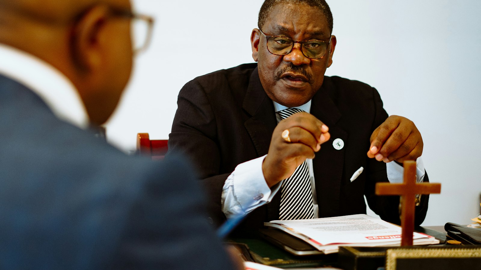 How to Write a Simple Contract That Holds Up in Uganda: Essential Clauses and a Checklist