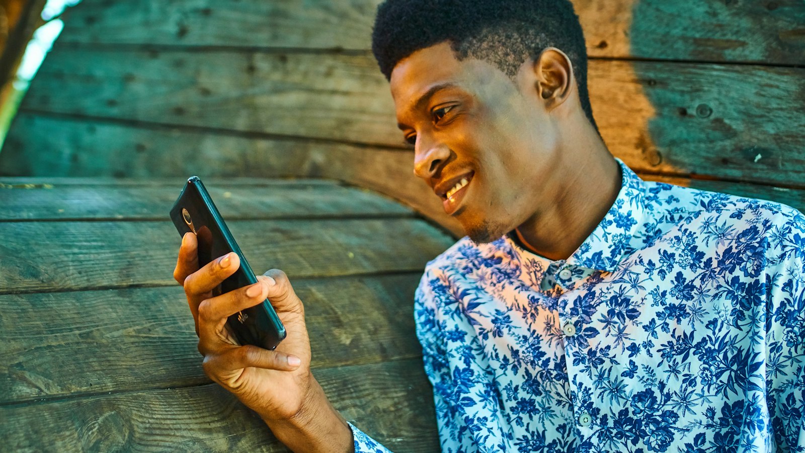How to Start a Phone Repair Business in Uganda